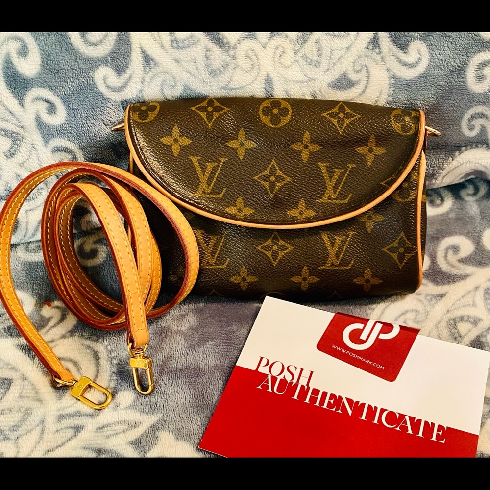 🔥RARELouis Vuitton Monogram Pochette Florentine